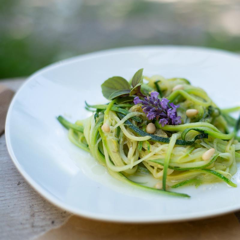 Zucchini-Nudeln | Rezept Biohof Achleitner