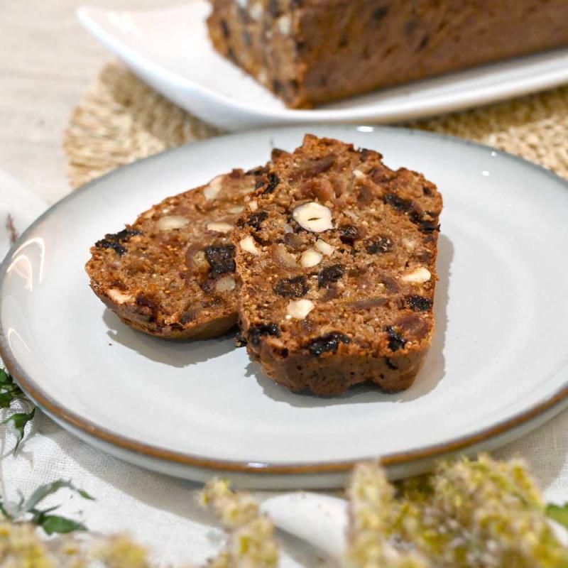 Früchtebrot mit Nüssen