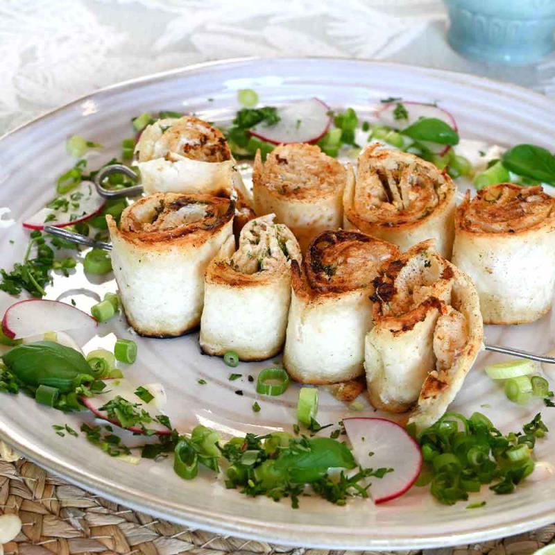 Gegrillte Tortillaspieße