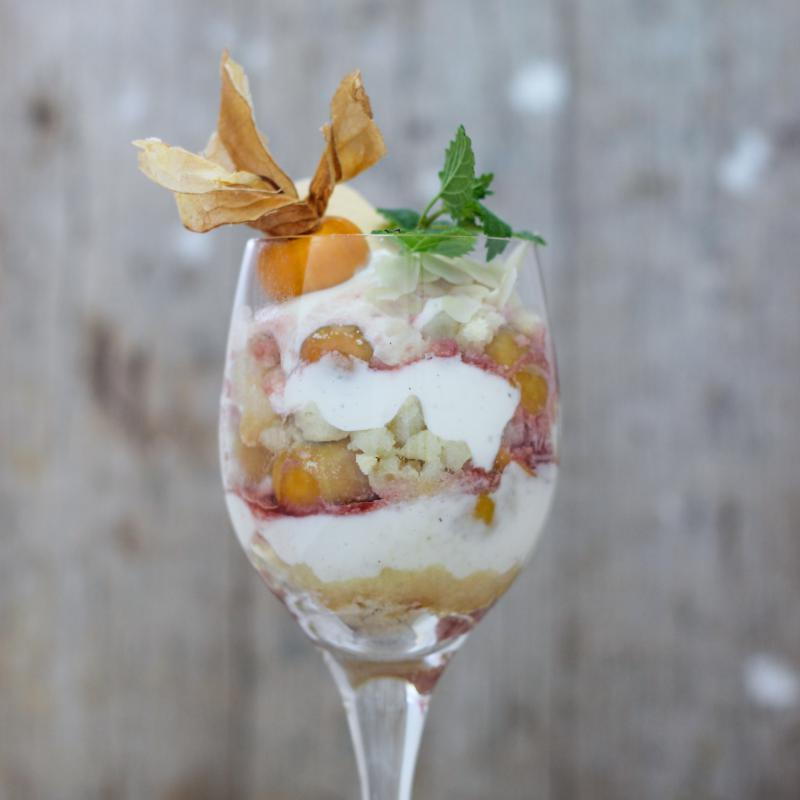 Schichtdessert mit Physalis | Rezept Biohof Achleitner